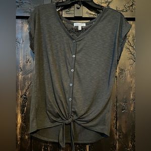 TRENDY OLIVE GREEN TOP | AEROPOSTALE | SIZE MEDIUM
